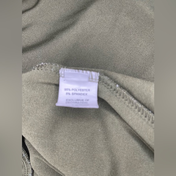 2 PIECE SET, Excellent Condition - Picture 5 of 6